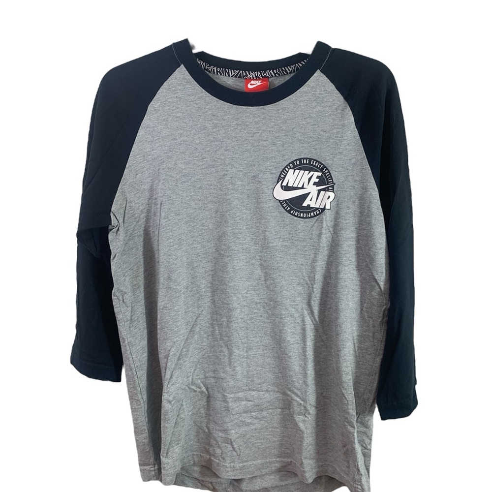 Nike Air Men’s Gray and Black Raglan Shirt Medium